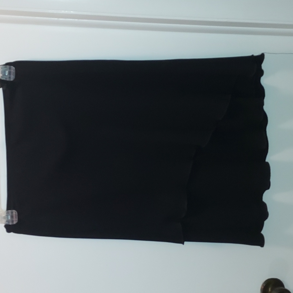 Black skirt